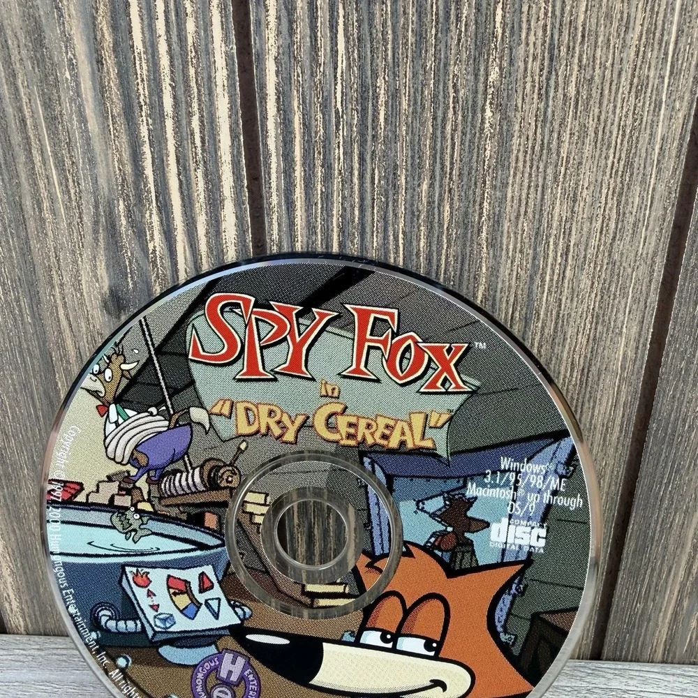 Spy Fox in Dry Cereal 1997 PC Adventure Game CD Humongous Entertainment